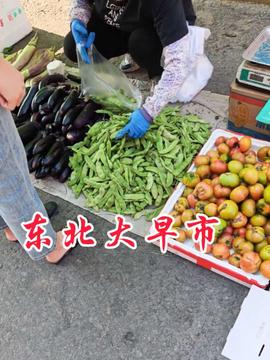 菇娘庫房開飯啦！農(nóng)家菜上桌，姐妹們的健康飯局