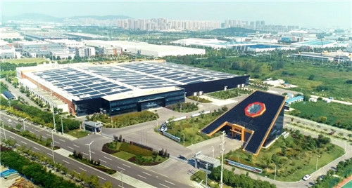 玻璃創造美好世界 一座工廠的兩種玻璃，技術開發引領企業新風向